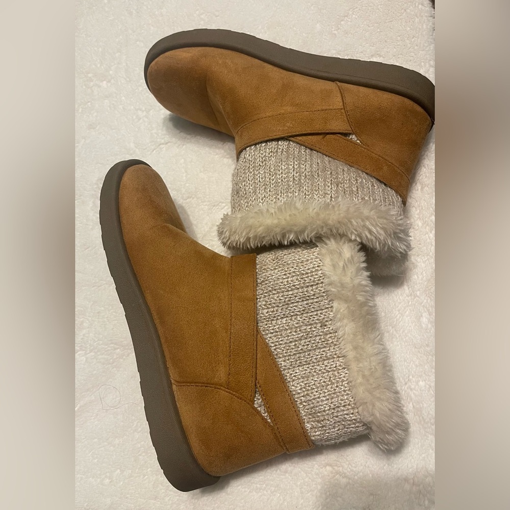 Life Stride Tan casual Ankle snow winters Boots with Cream Accents size 7 - Picture 8 of 13